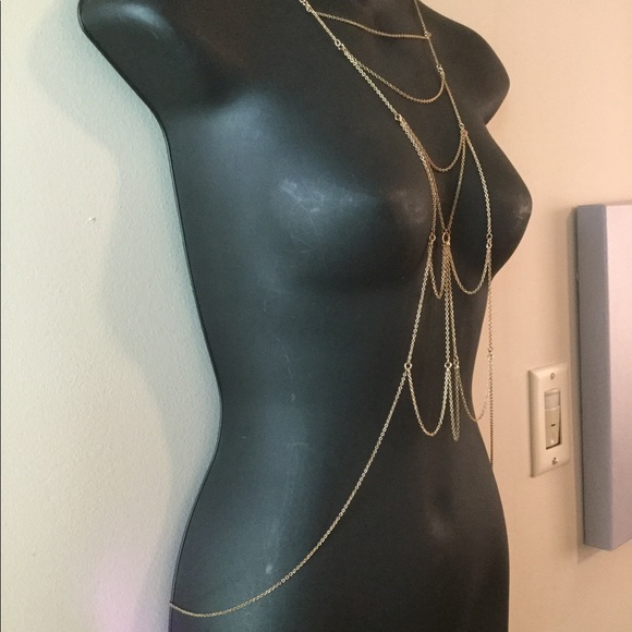 Glam Gold Body Chain✨ - Picture 6 of 11